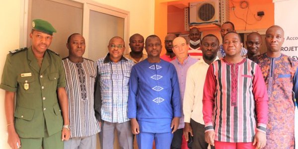 Un atelier de formation des administrateurs et contributeurs de la plateforme numérique MRV MRV Mesurage, notification et vérification au Burkina Faso a été organisé les 14 et 15 mars 2022. Plateforme MRV : les administrateurs sont formés